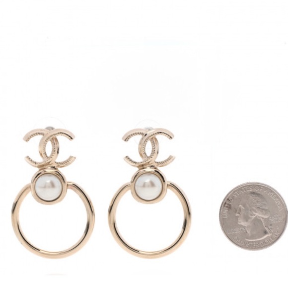 Chanel Pearl CC Drop earrings - Picture 8 of 8